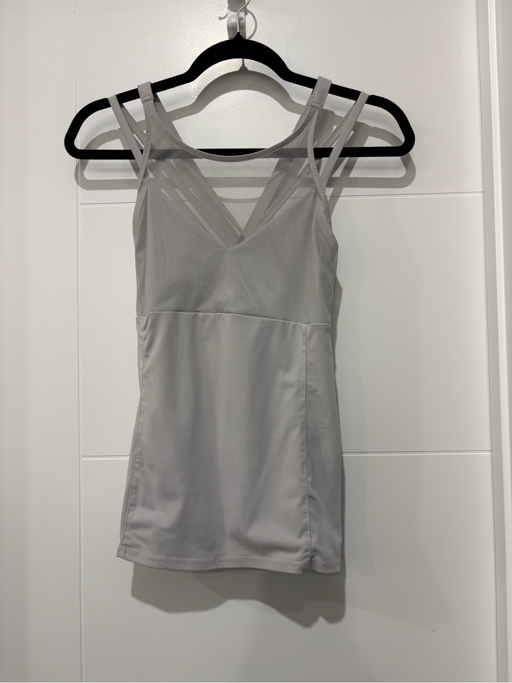 ALO Yoga Light Gray Mesh-Trim Tank Sports Bra